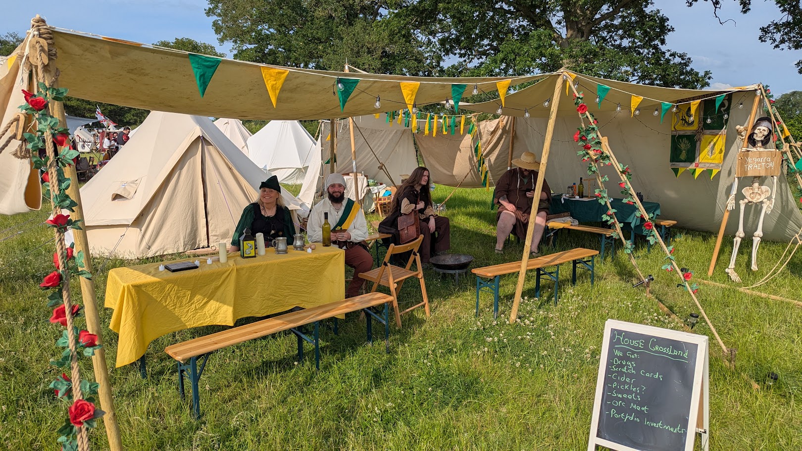 The Yeoman’s End pub tent setup